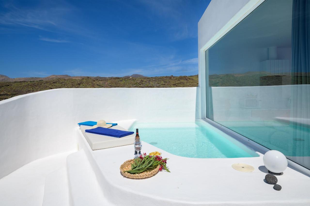 Aquablanca Suite Pool Deluxe En Punta Mujeres Exteriör bild